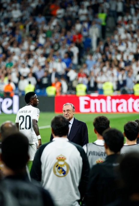 Victoria con ruido en el Bernabéu: Florentino y Vinicius, en el foco